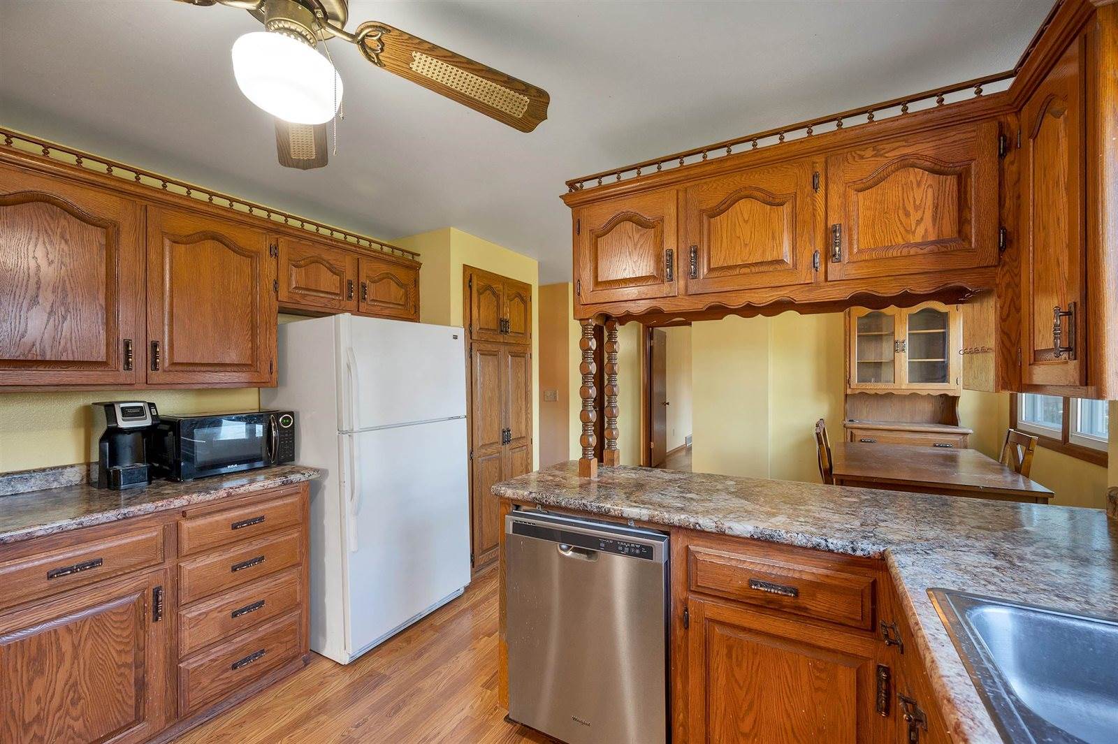 1445 Cormier Road, Green Bay, WI 54313