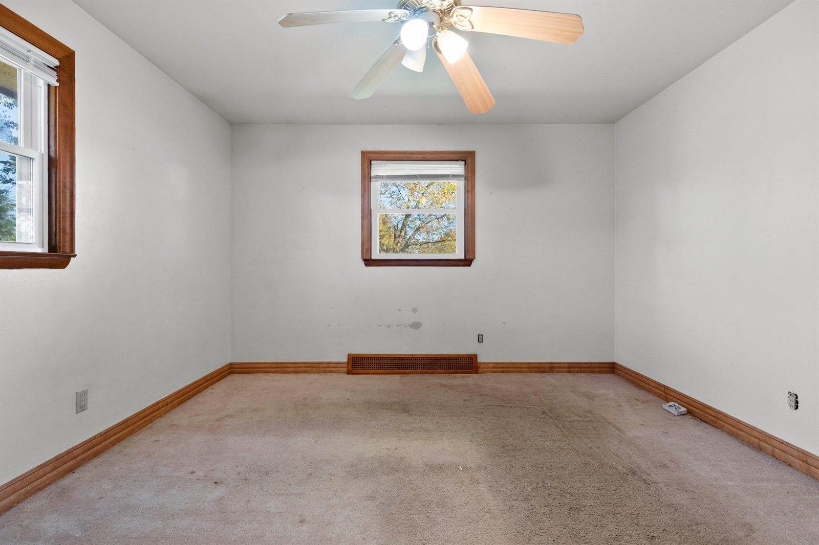 3571 Sand Acres Drive, De Pere, WI 54115