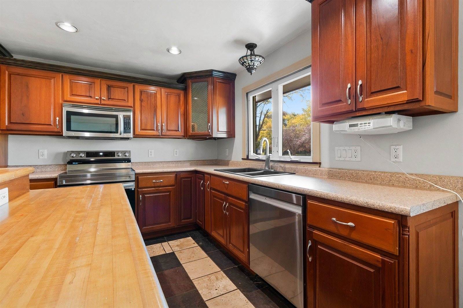 3571 Sand Acres Drive, De Pere, WI 54115