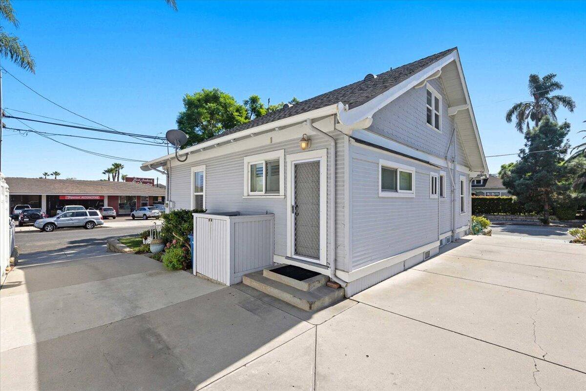 136 West Figueroa Street, Santa Barbara, CA 93101