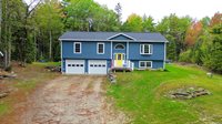 29 Merritt Drive, Orono, ME 04473