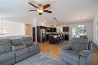 29 Merritt Drive, Orono, ME 04473