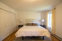 29 Merritt Drive, Orono, ME 04473