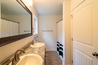 29 Merritt Drive, Orono, ME 04473