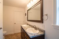 29 Merritt Drive, Orono, ME 04473