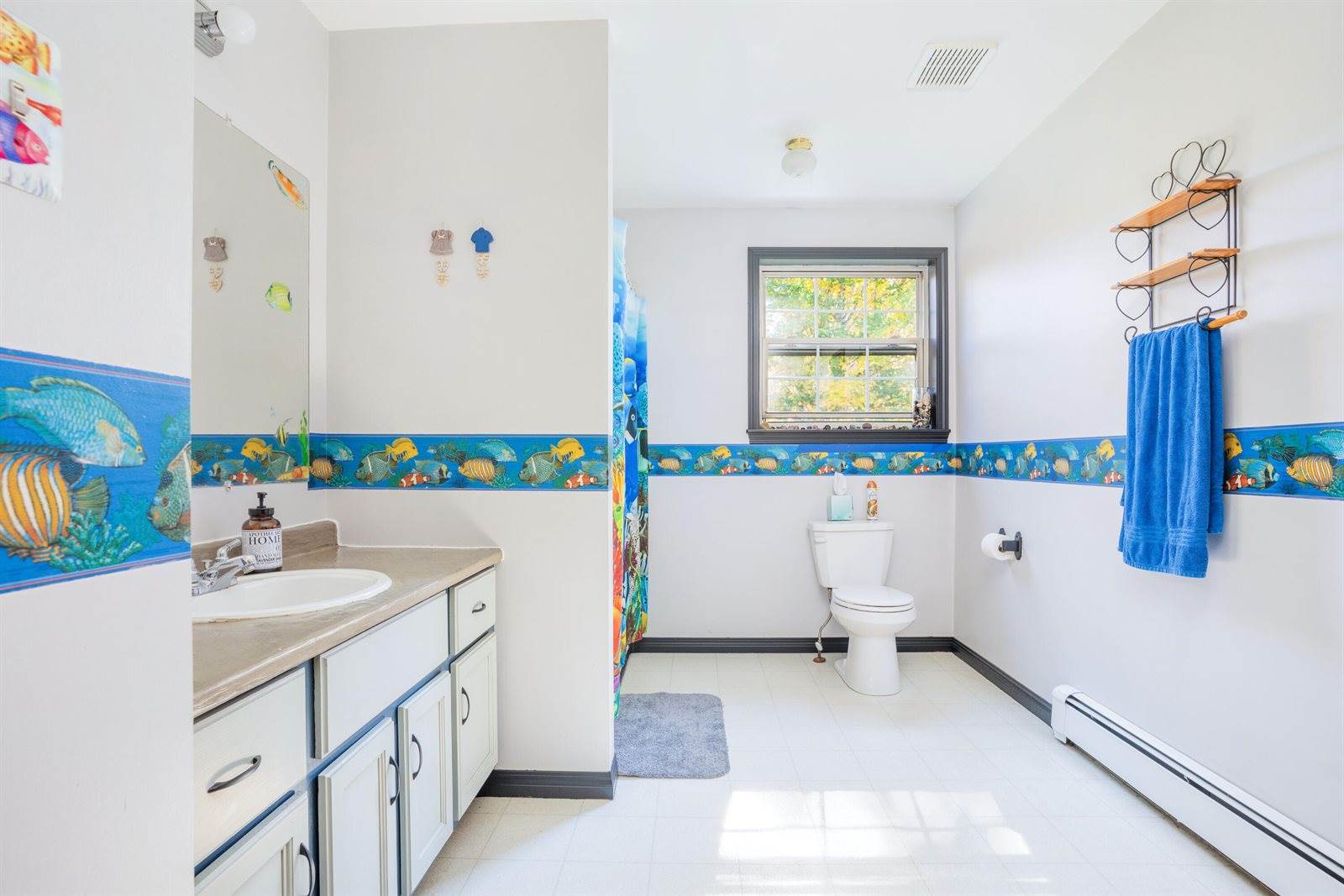 555 Westwood Drive, Hermon, ME 04401