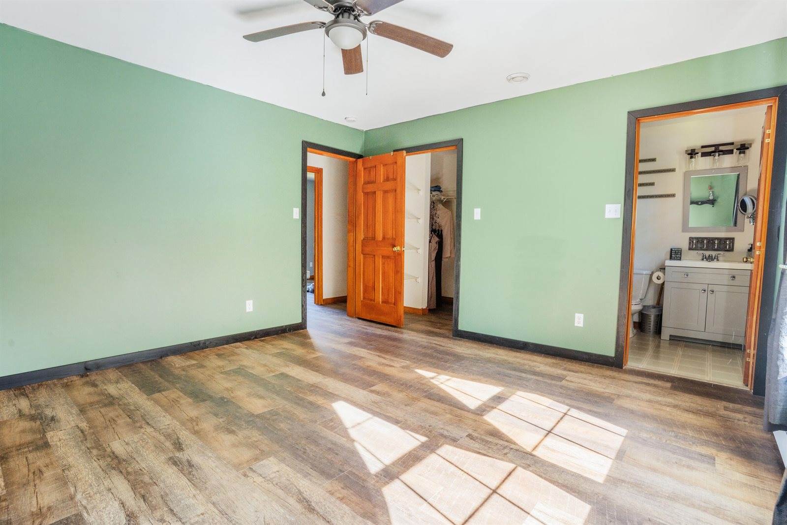 555 Westwood Drive, Hermon, ME 04401