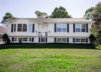 555 Westwood Drive, Hermon, ME 04401