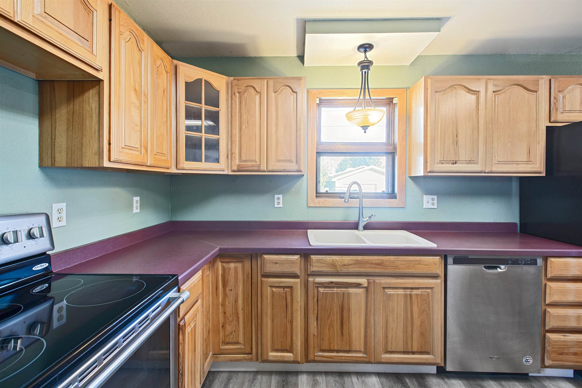 416 7th St W, Williston, ND 58801