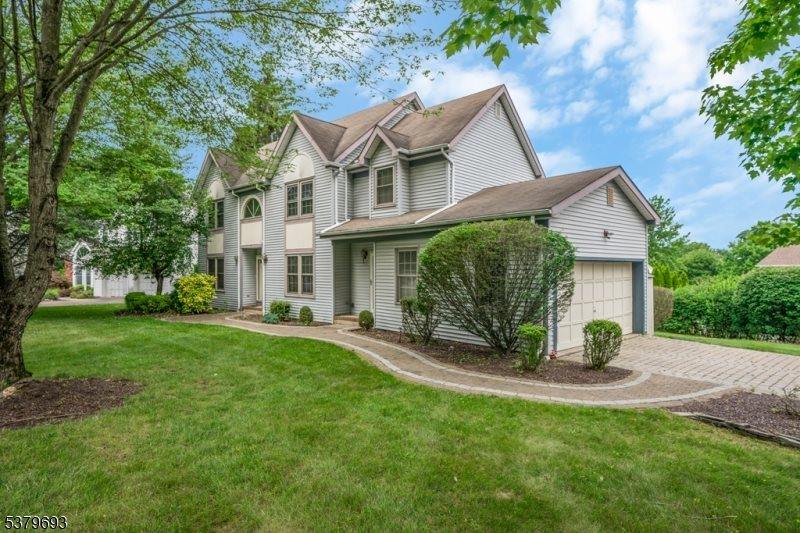 1 Woodland Terrace, Bloomsbury Boro, NJ 08804