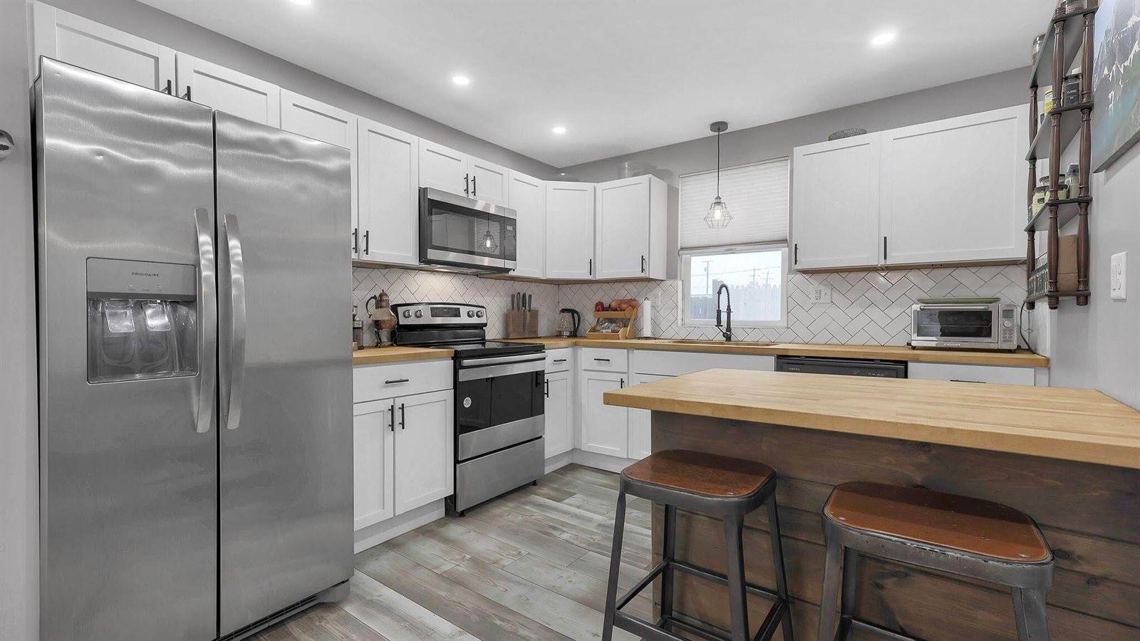 2765 Joyce Avenue, Columbus, OH 43211