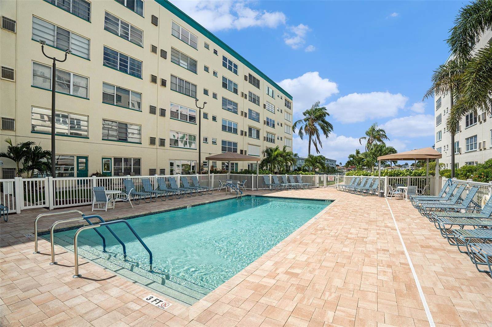 2960 59TH Street South, #411, Gulfport, FL 33707