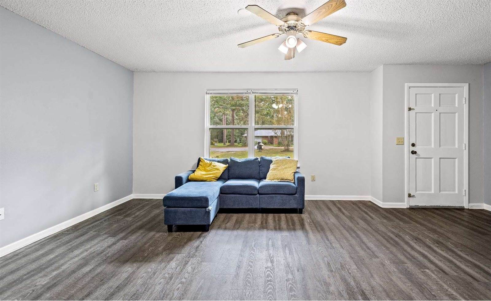 206 SE Doug Moore Dr, Lake City, FL 32025