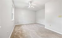 206 SE Doug Moore Dr, Lake City, FL 32025