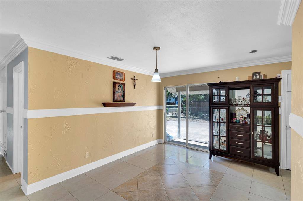 4578 Bonanza Lane, Dallas, TX 75211