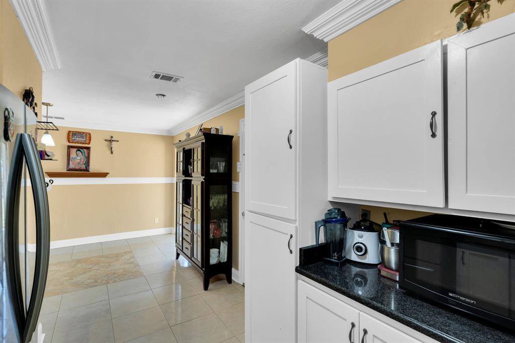 4578 Bonanza Lane, Dallas, TX 75211