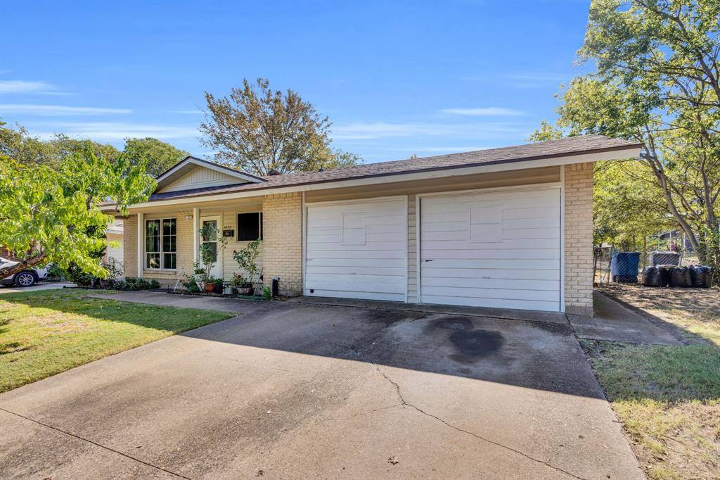 4578 Bonanza Lane, Dallas, TX 75211