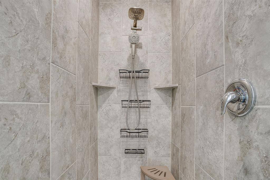 801 Glen Crossing Drive, Celina, TX 75009