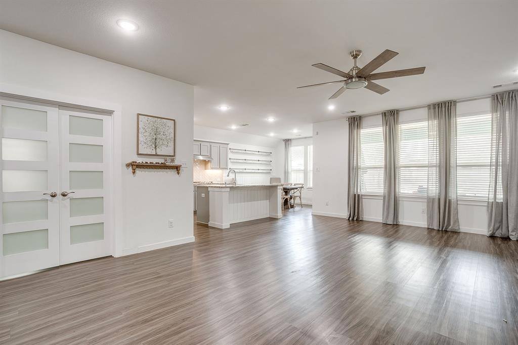 801 Glen Crossing Drive, Celina, TX 75009