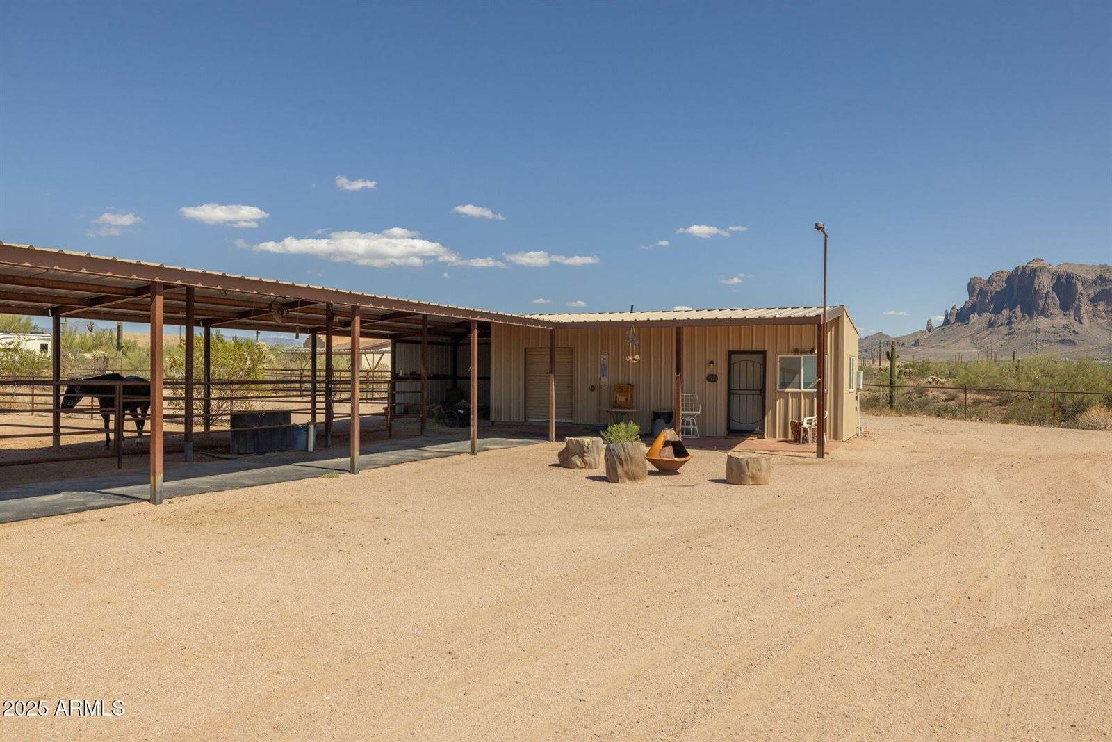 2530 East Mckellips Boulevard, Apache Junction, AZ 85119