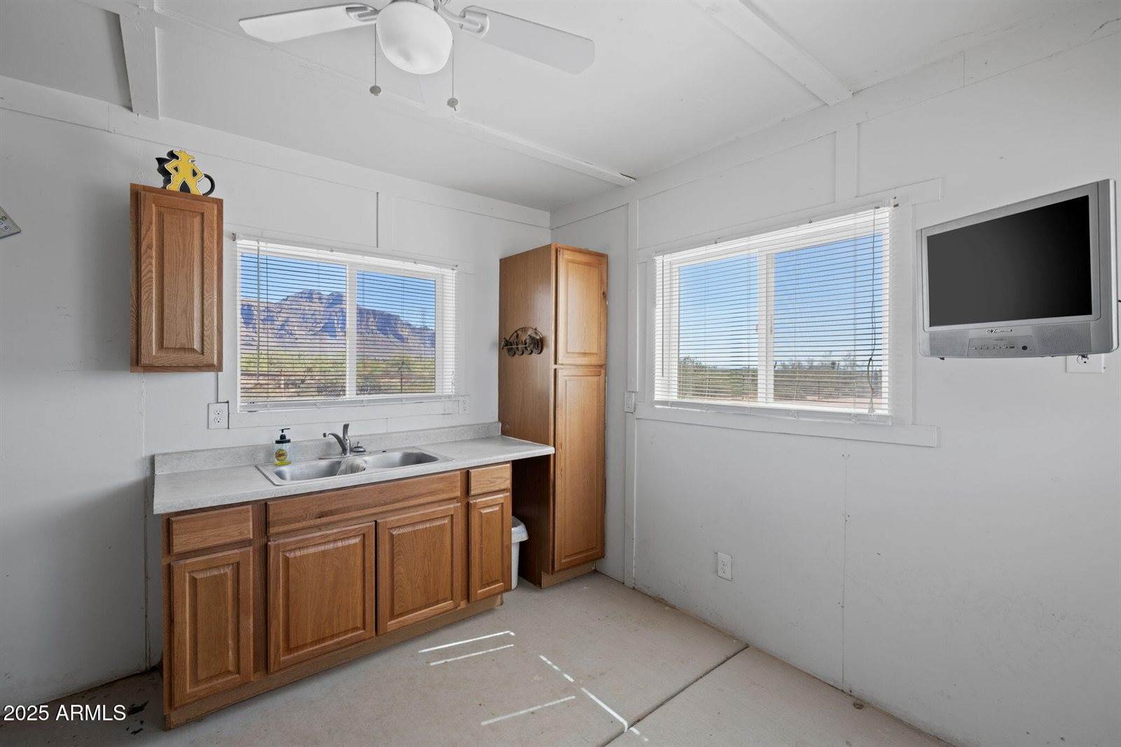 2530 East Mckellips Boulevard, Apache Junction, AZ 85119