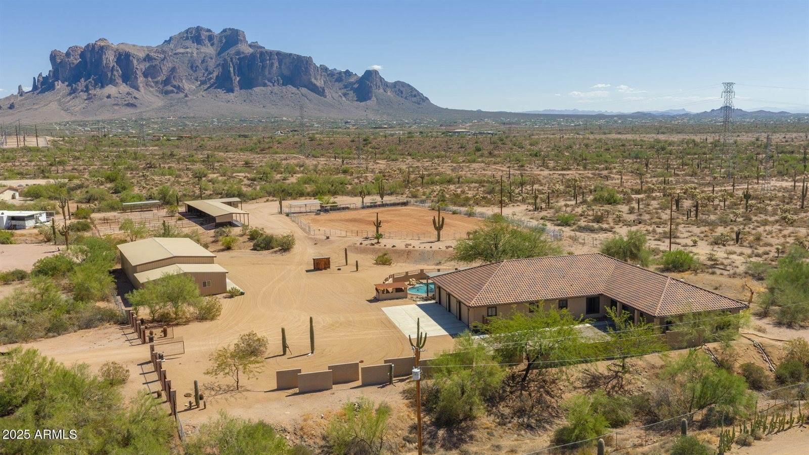 2530 East Mckellips Boulevard, Apache Junction, AZ 85119