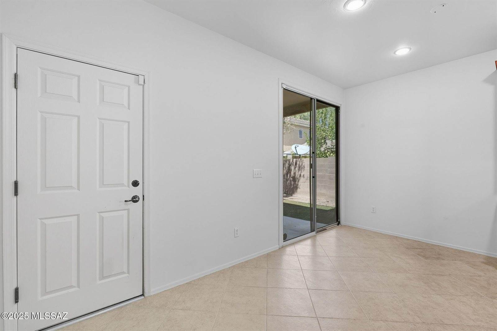 7635 East Ocotillo Overlook Drive, Tucson, AZ 85710