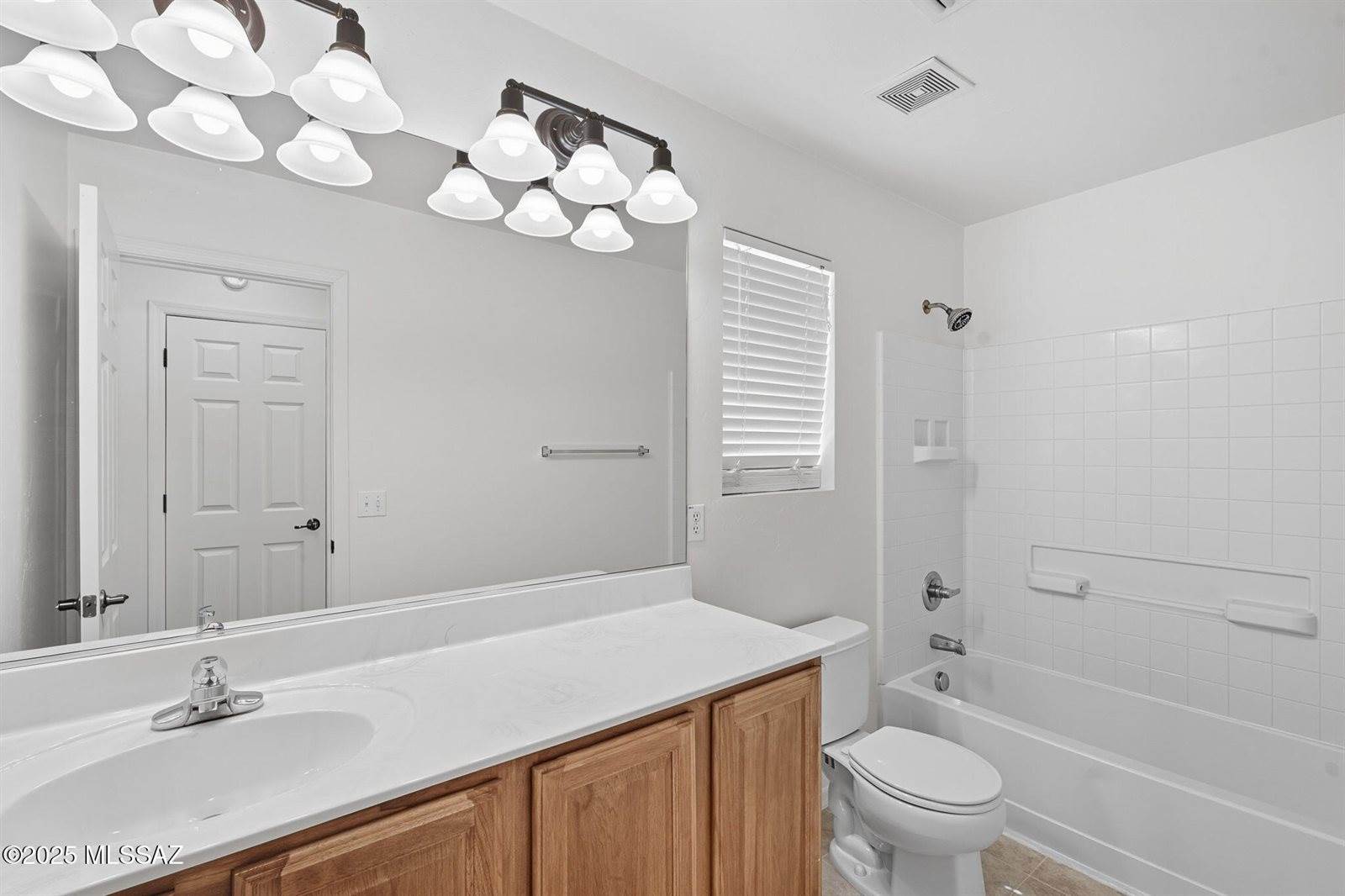 7635 East Ocotillo Overlook Drive, Tucson, AZ 85710