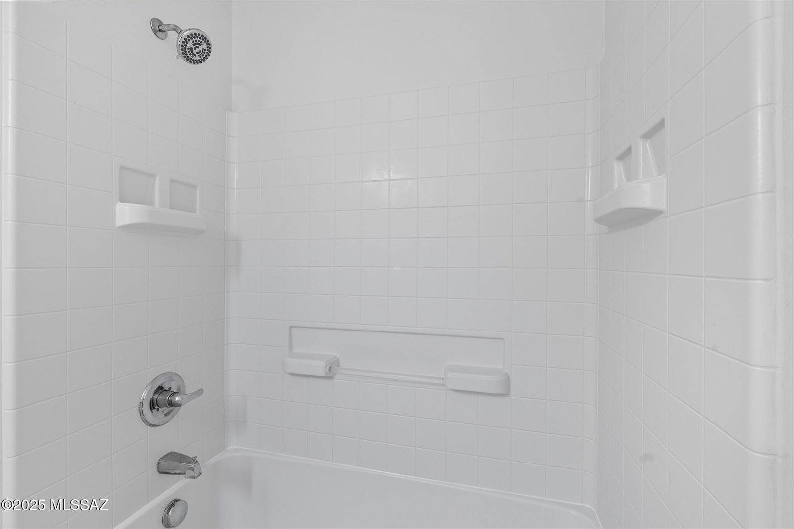 7635 East Ocotillo Overlook Drive, Tucson, AZ 85710