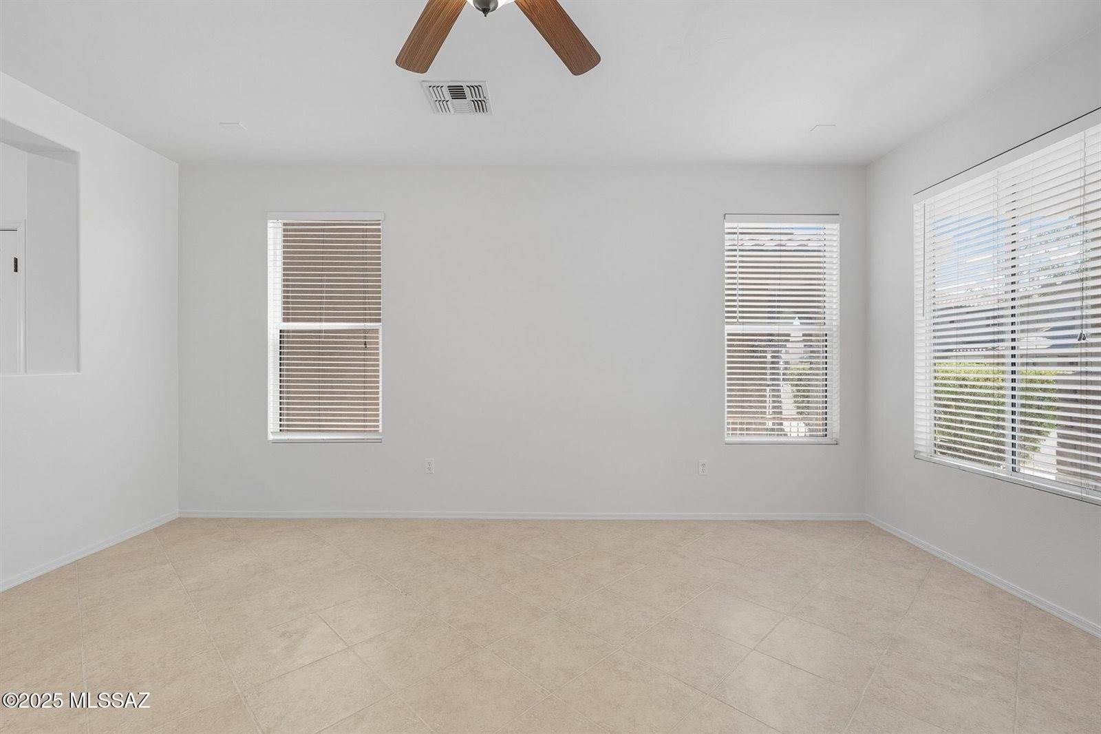 7635 East Ocotillo Overlook Drive, Tucson, AZ 85710