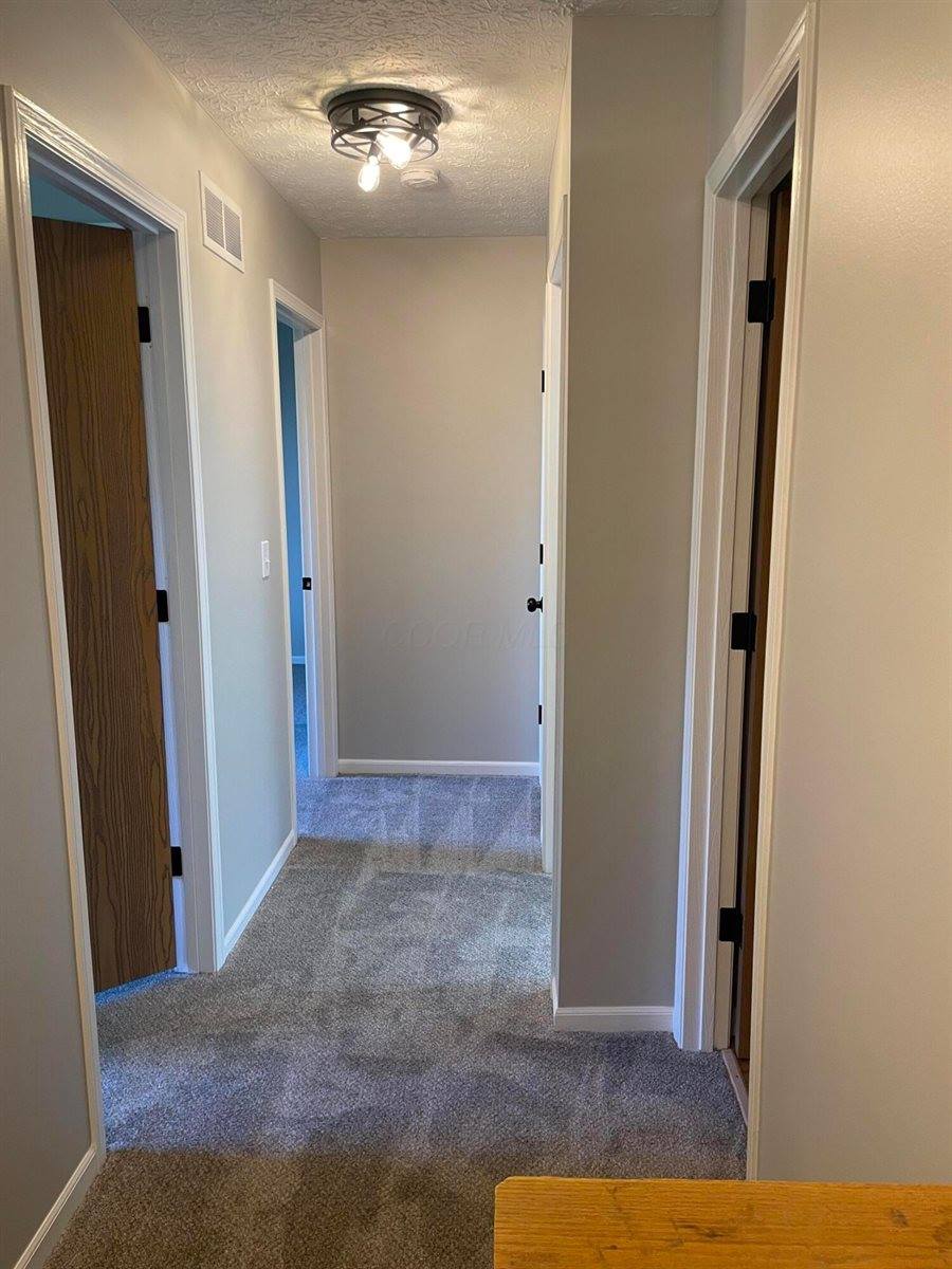 7026 Weurful Drive, Canal Winchester, OH 43110