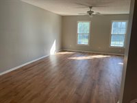 7026 Weurful Drive, Canal Winchester, OH 43110