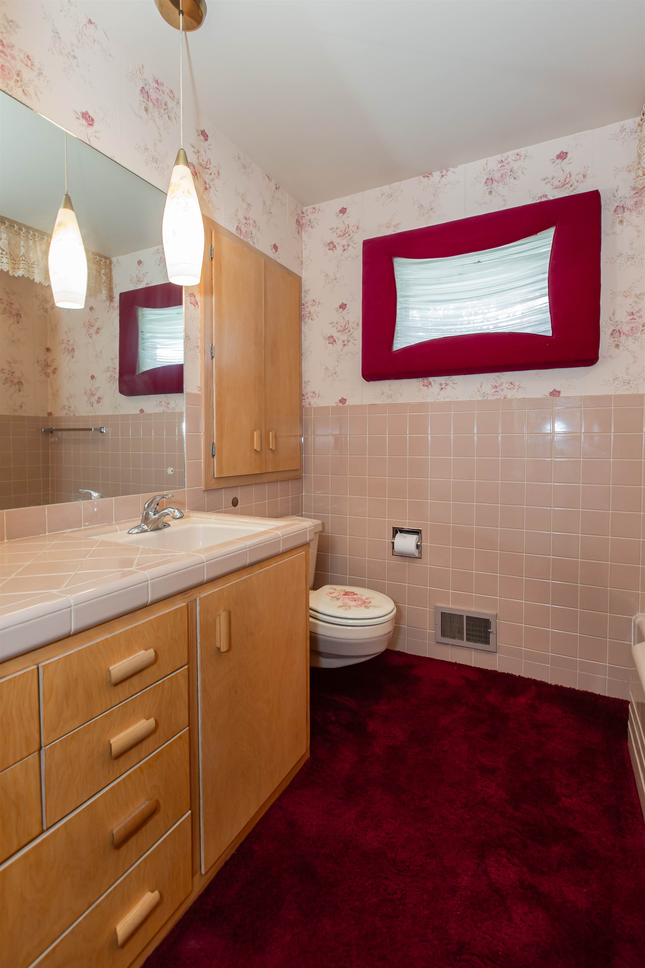 210 SE Seminole, Satanta, KS 67870