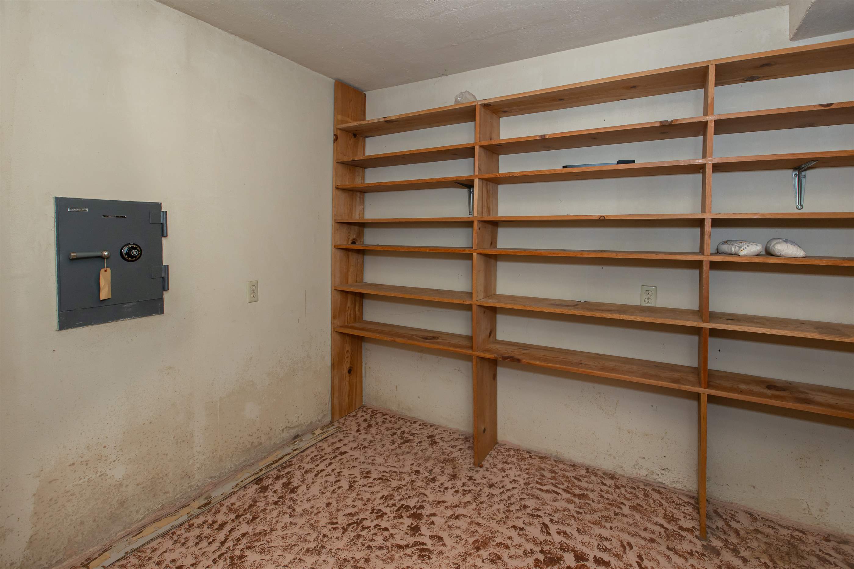 210 SE Seminole, Satanta, KS 67870