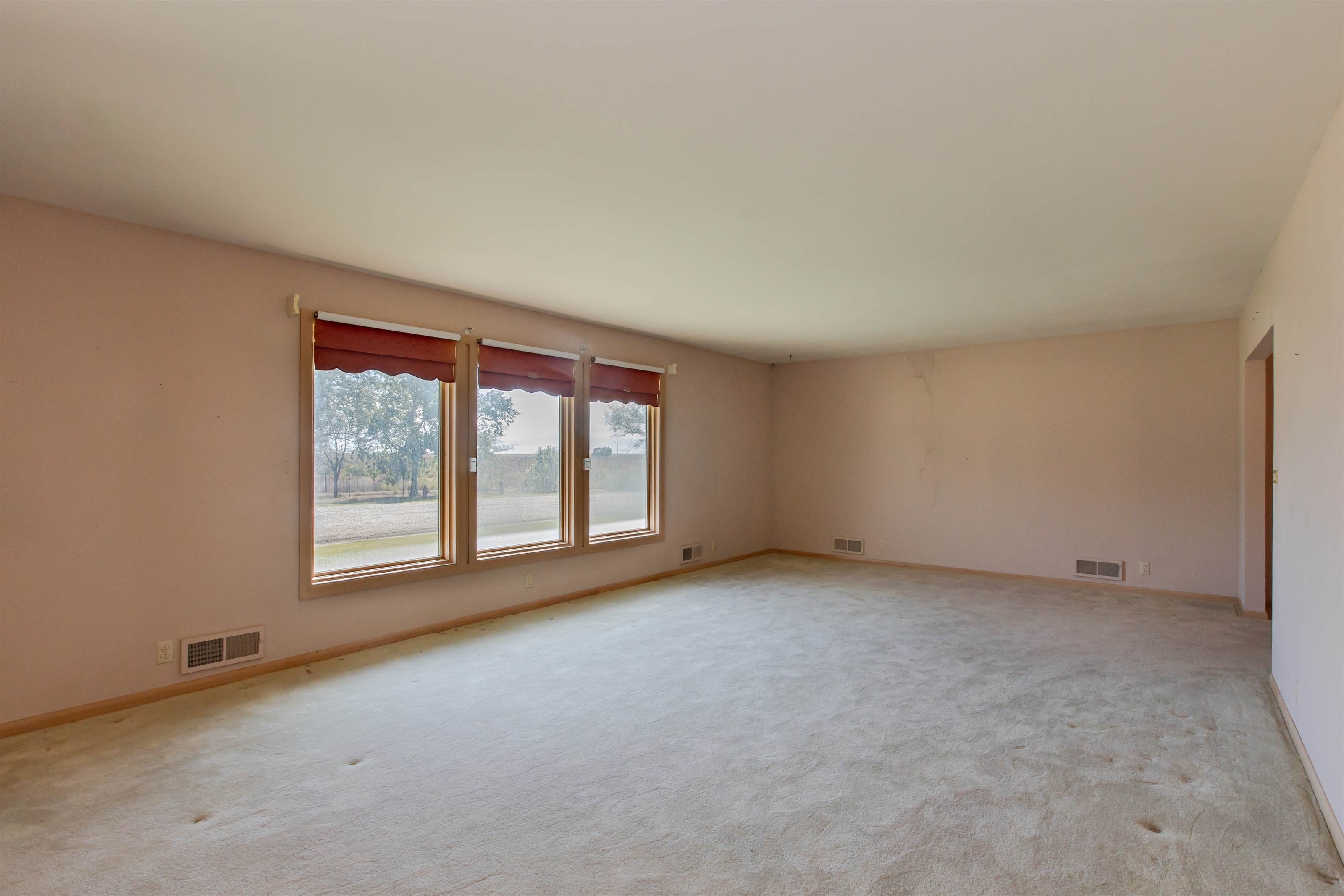 210 SE Seminole, Satanta, KS 67870