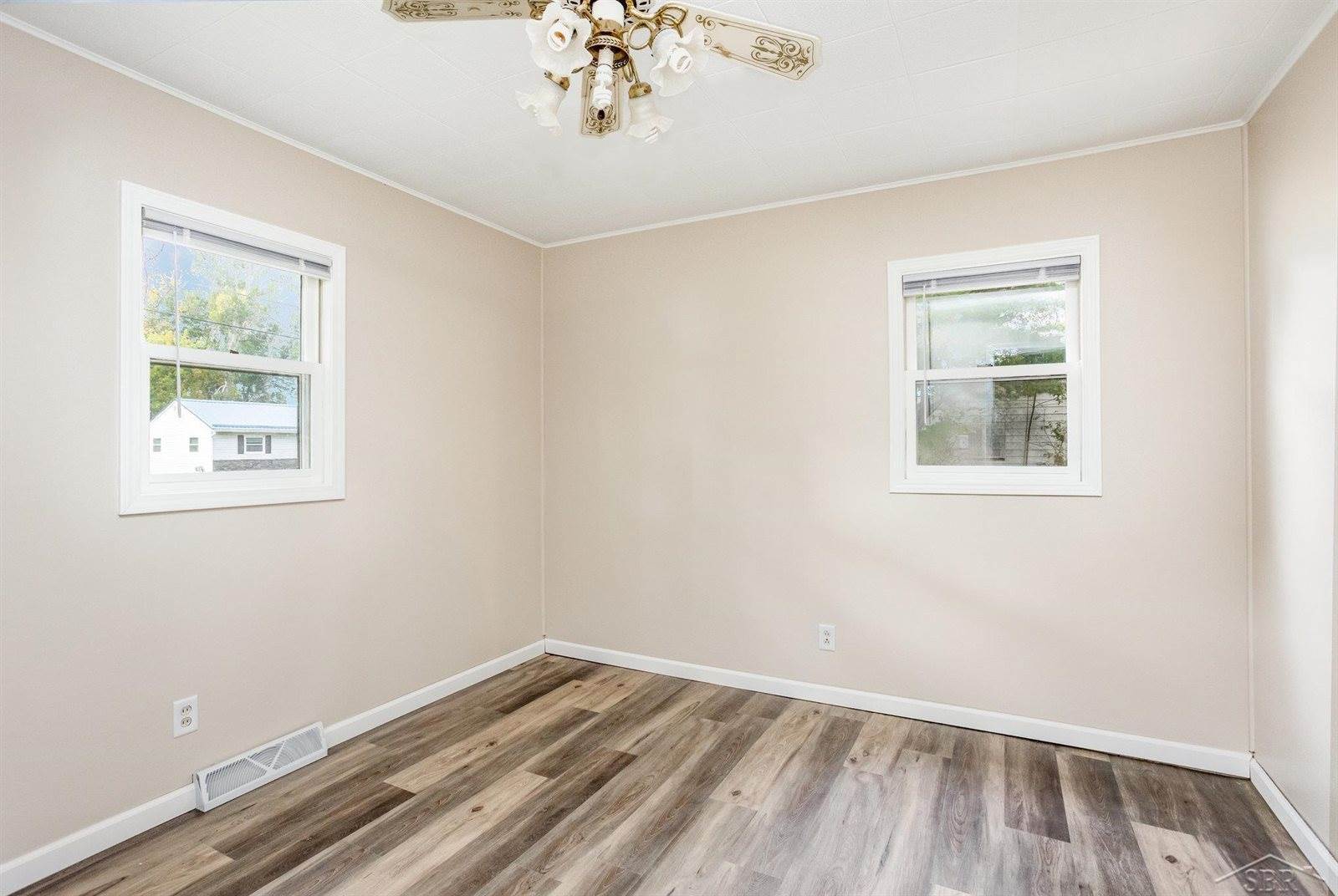 209 Sparling Drive, Saginaw, MI 48609