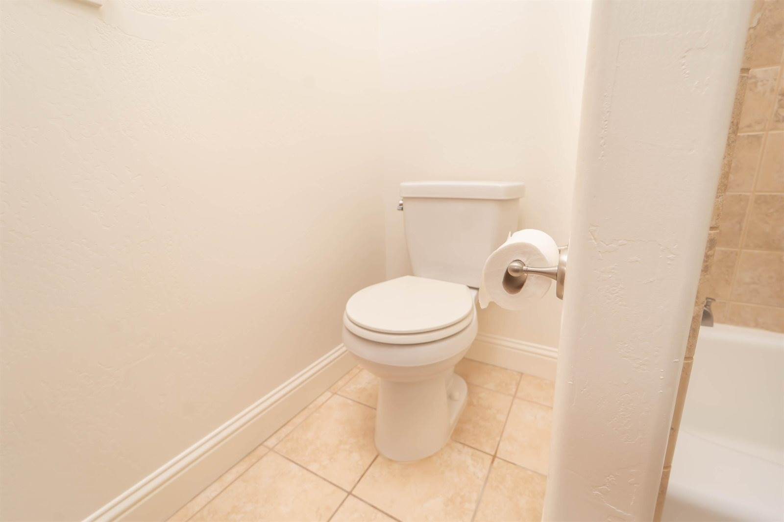 4038 South Atwood Street West, Visalia, CA 93277