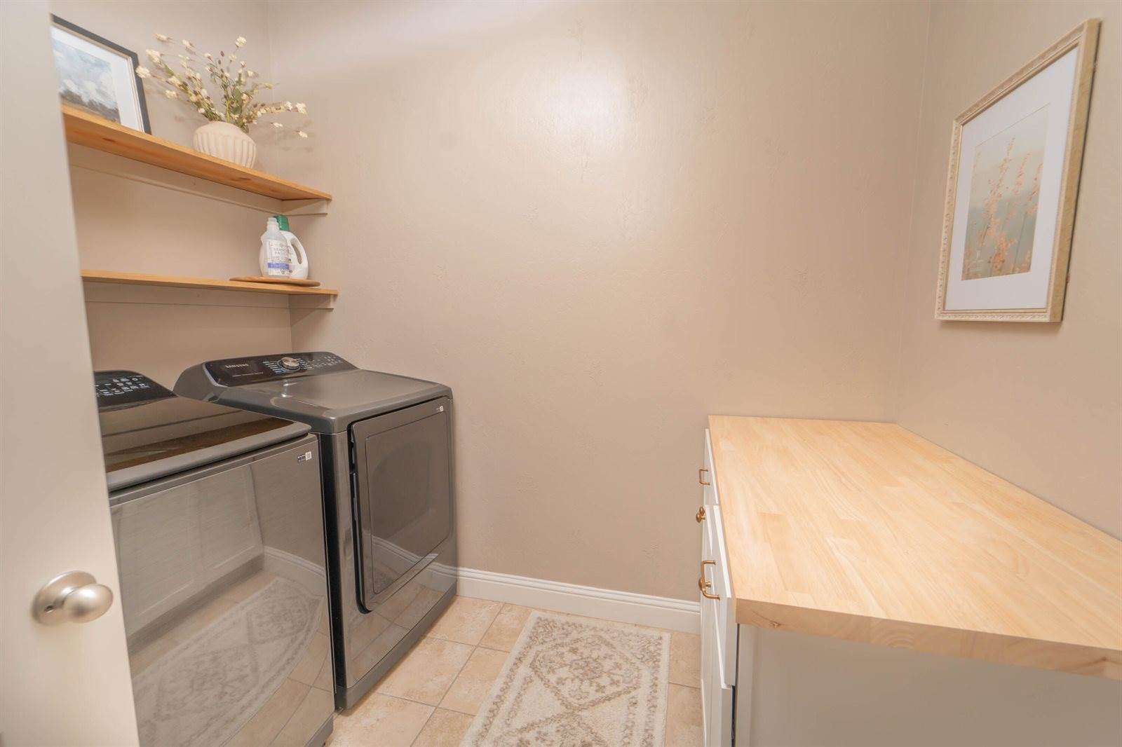 4038 South Atwood Street West, Visalia, CA 93277