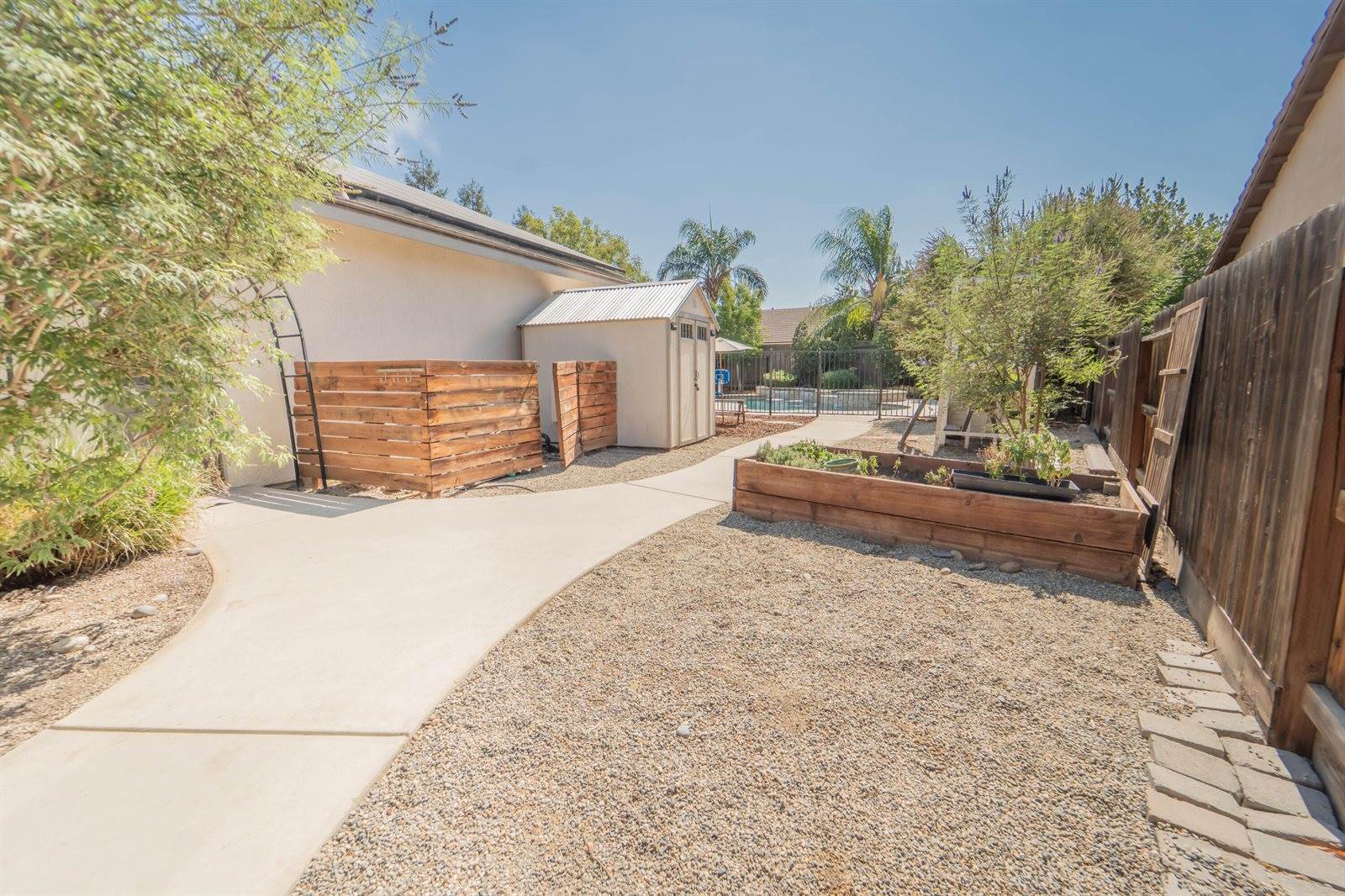 4038 South Atwood Street West, Visalia, CA 93277