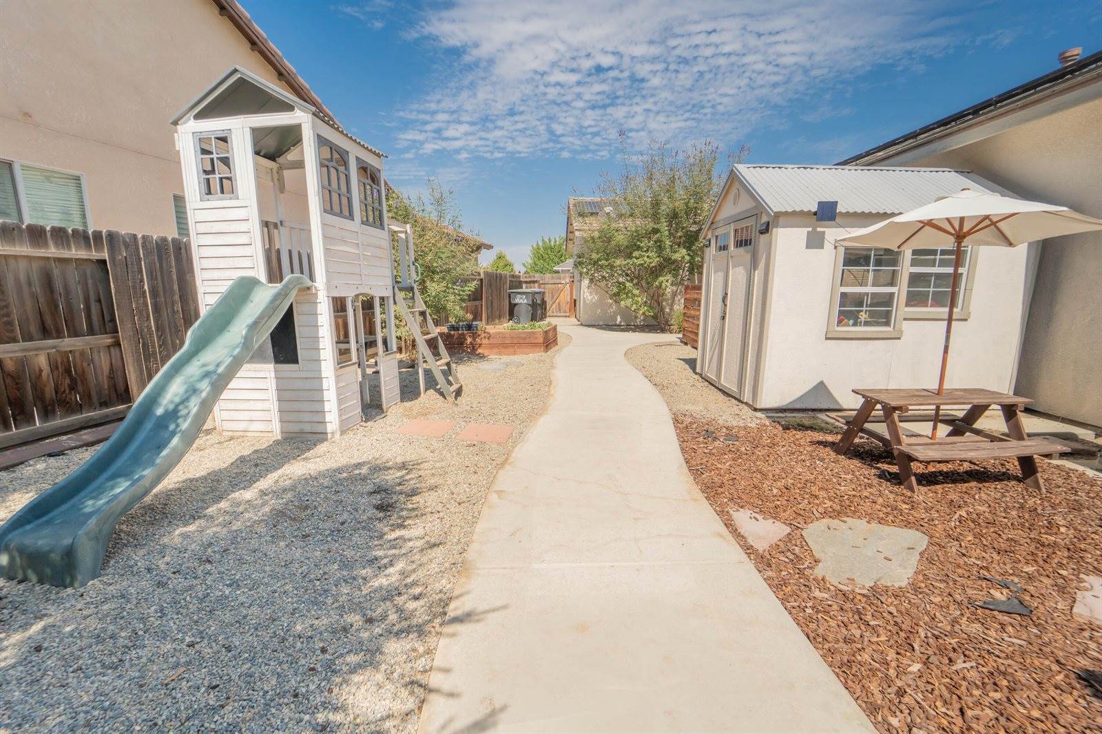 4038 South Atwood Street West, Visalia, CA 93277