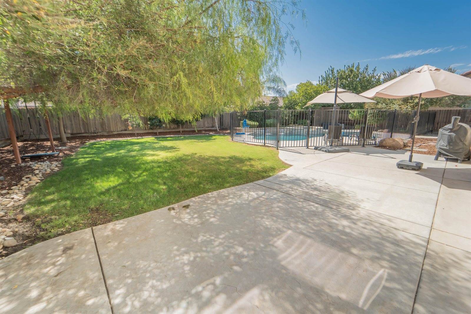 4038 South Atwood Street West, Visalia, CA 93277