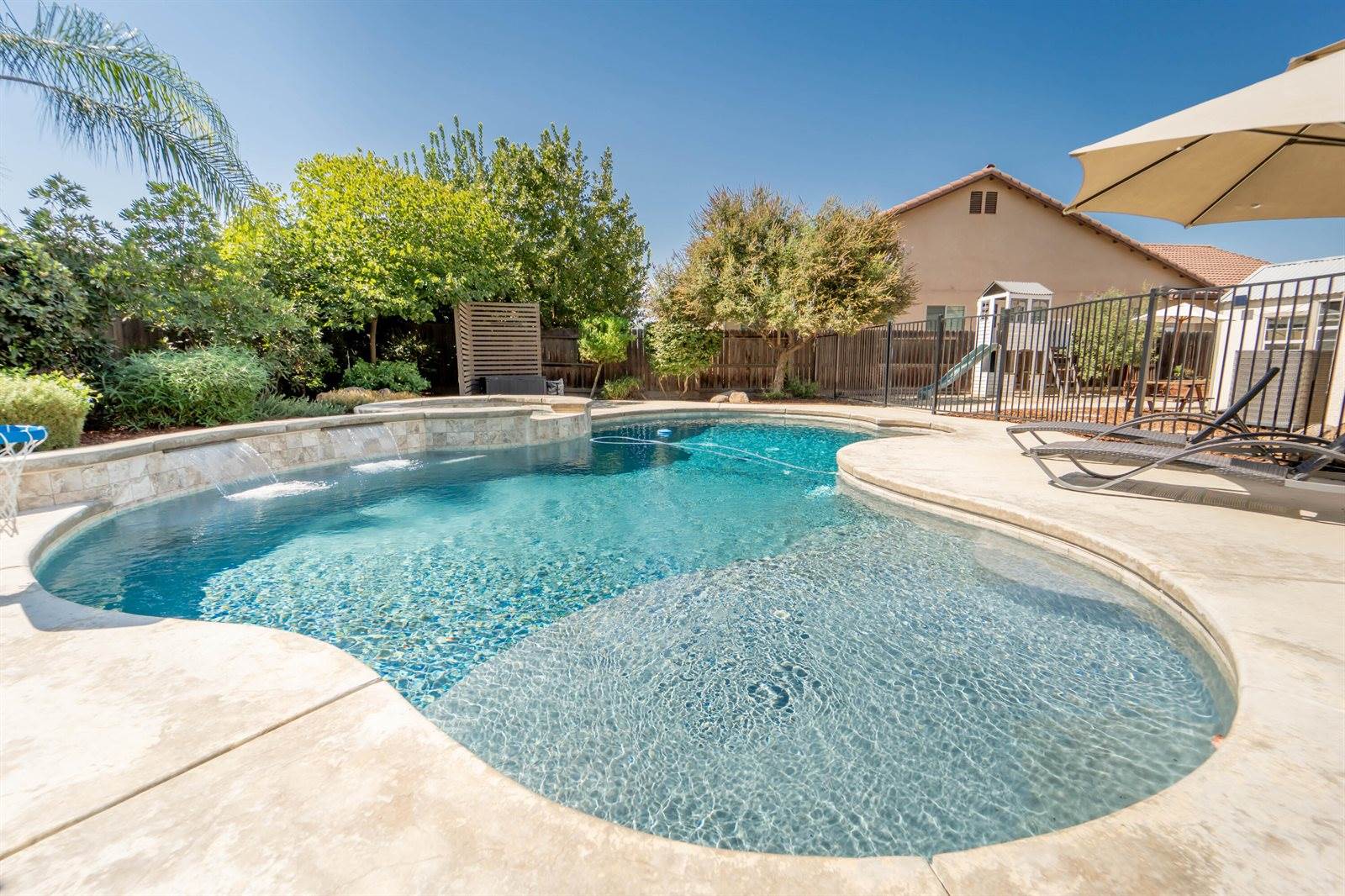 4038 South Atwood Street West, Visalia, CA 93277