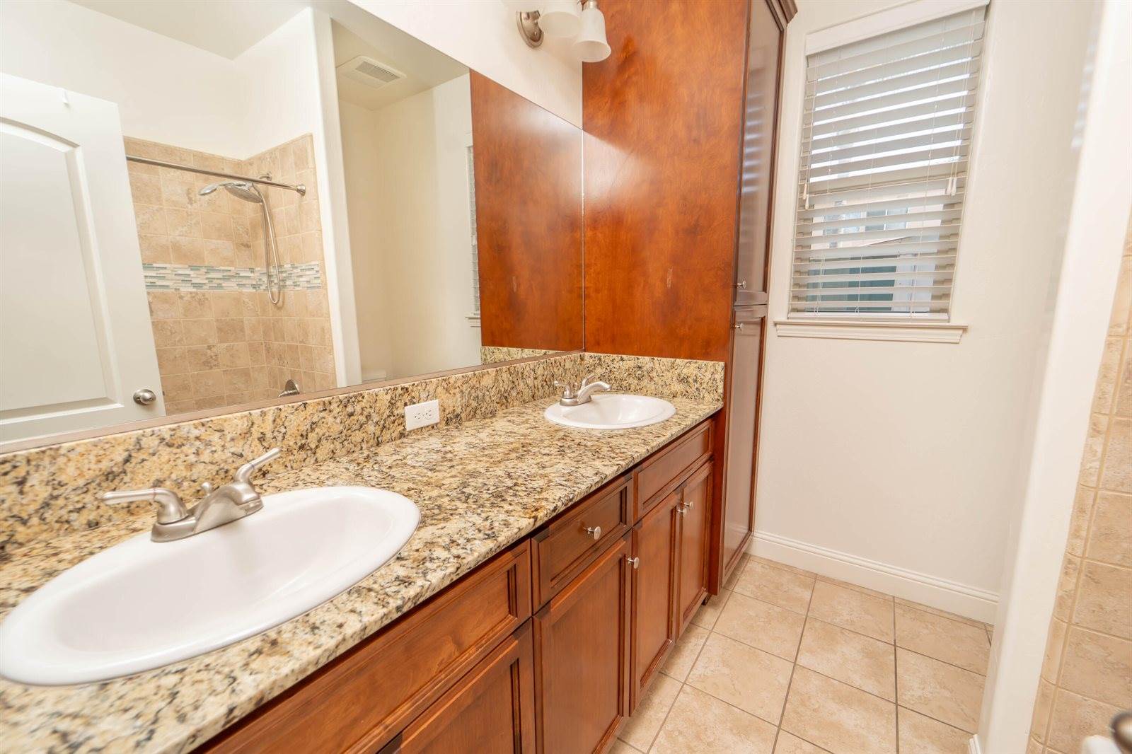 4038 South Atwood Street West, Visalia, CA 93277