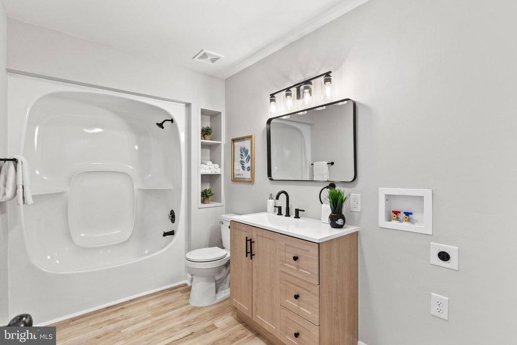 8520 Pine Boulevard, Lusby, MD 20657