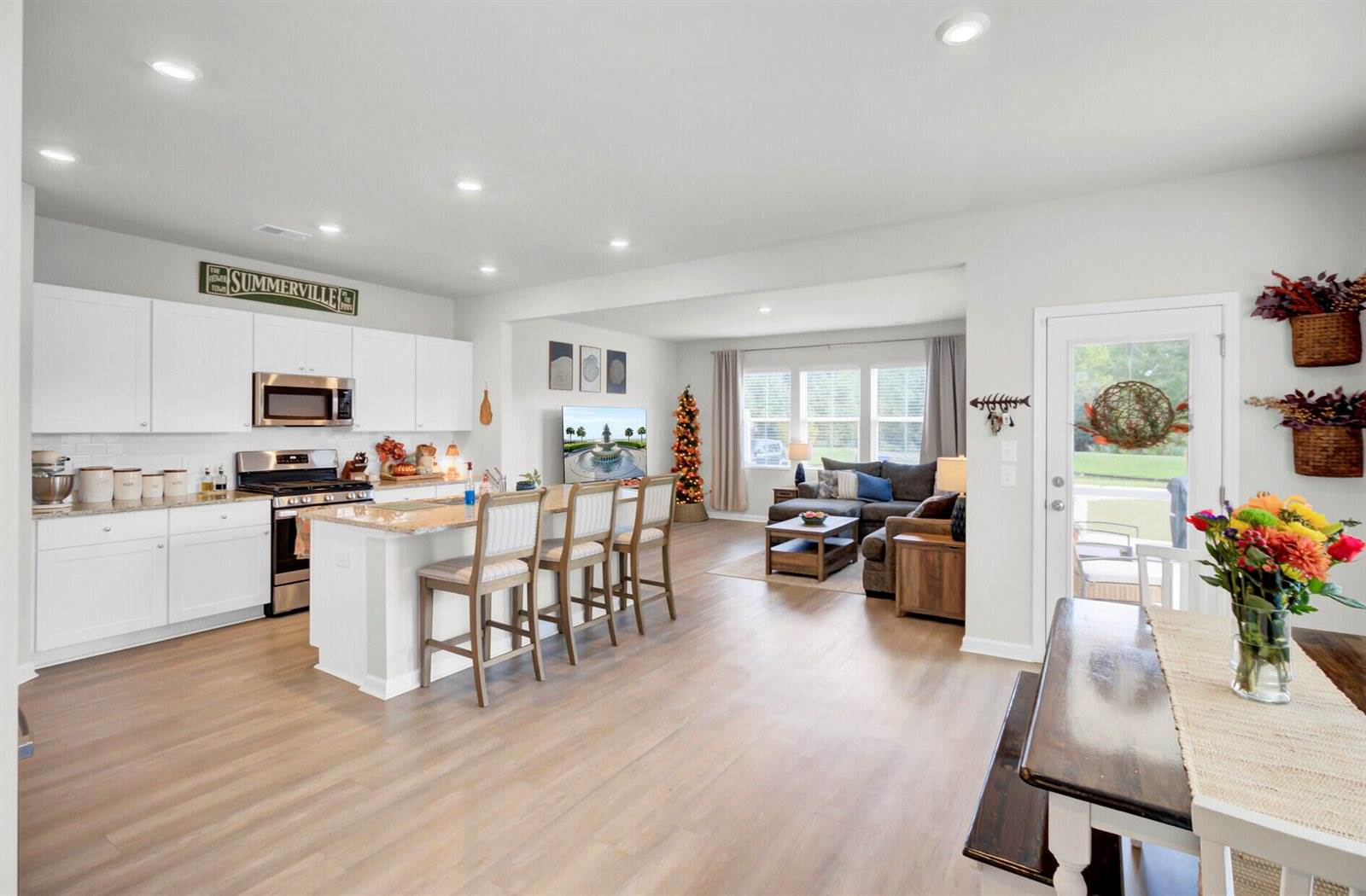 109 Pine Gate Drive, Summerville, SC 29483