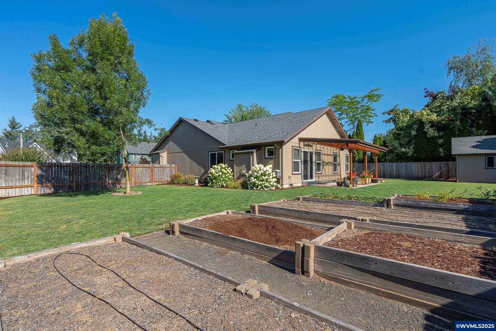 31843 Meadowlark Lp, Tangent, OR 97389