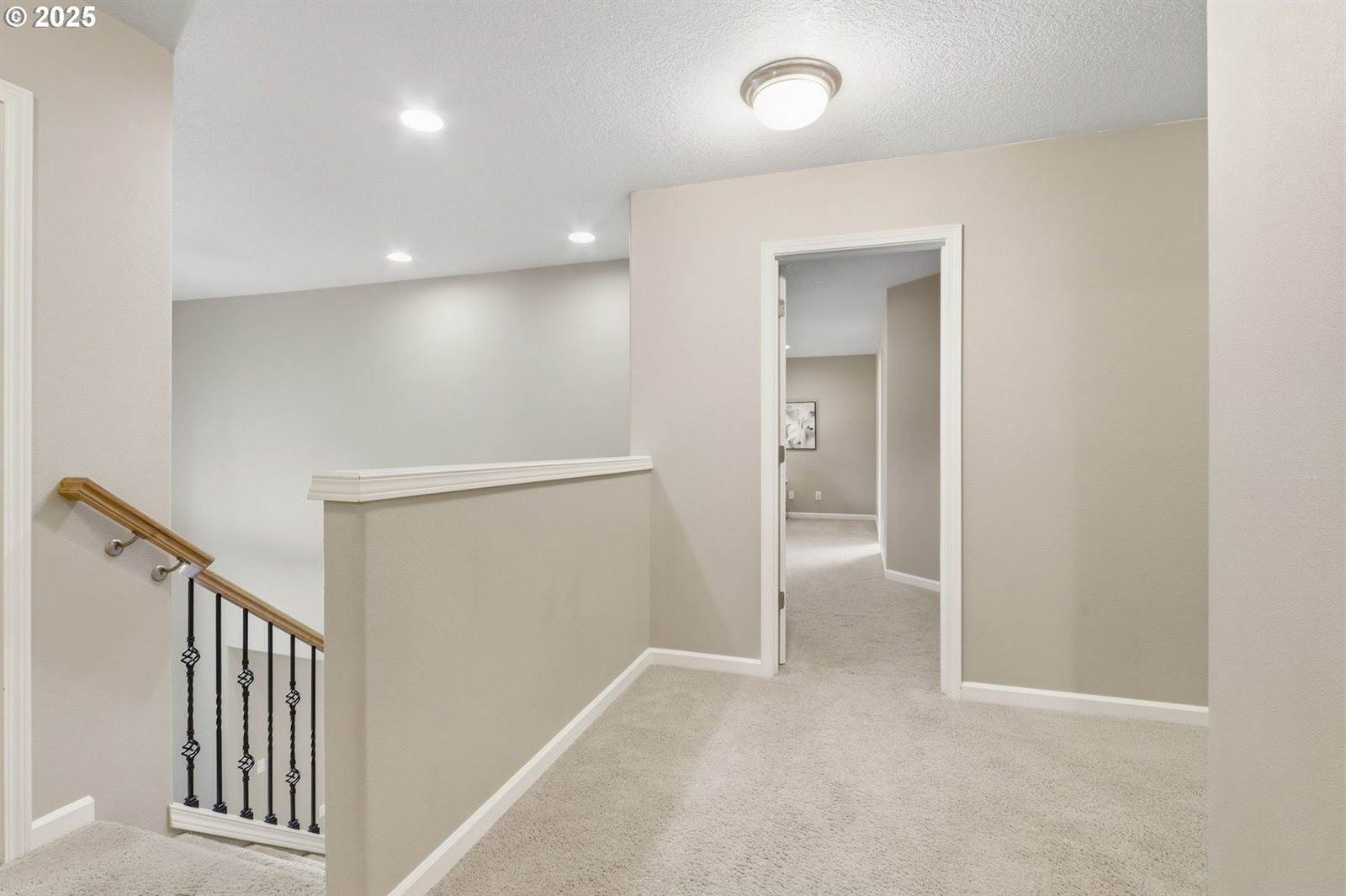 5898 SE Thornapple St, Hillsboro, OR 97123