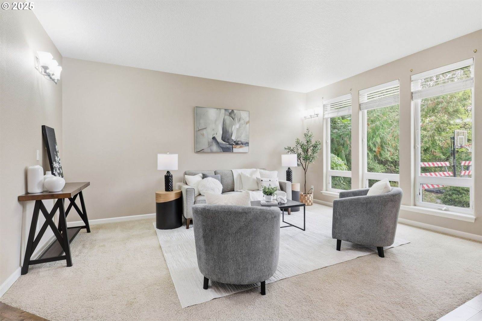 5898 SE Thornapple St, Hillsboro, OR 97123