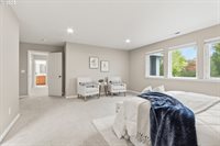 5898 SE Thornapple St, Hillsboro, OR 97123