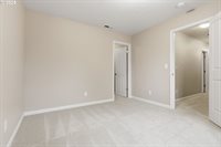 5898 SE Thornapple St, Hillsboro, OR 97123